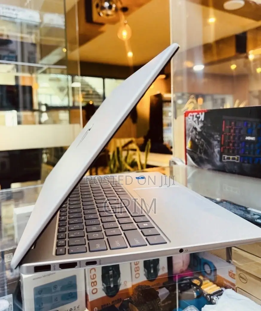New Laptop HP Stream Notebook 16GB Intel Core i5 SSD 1T