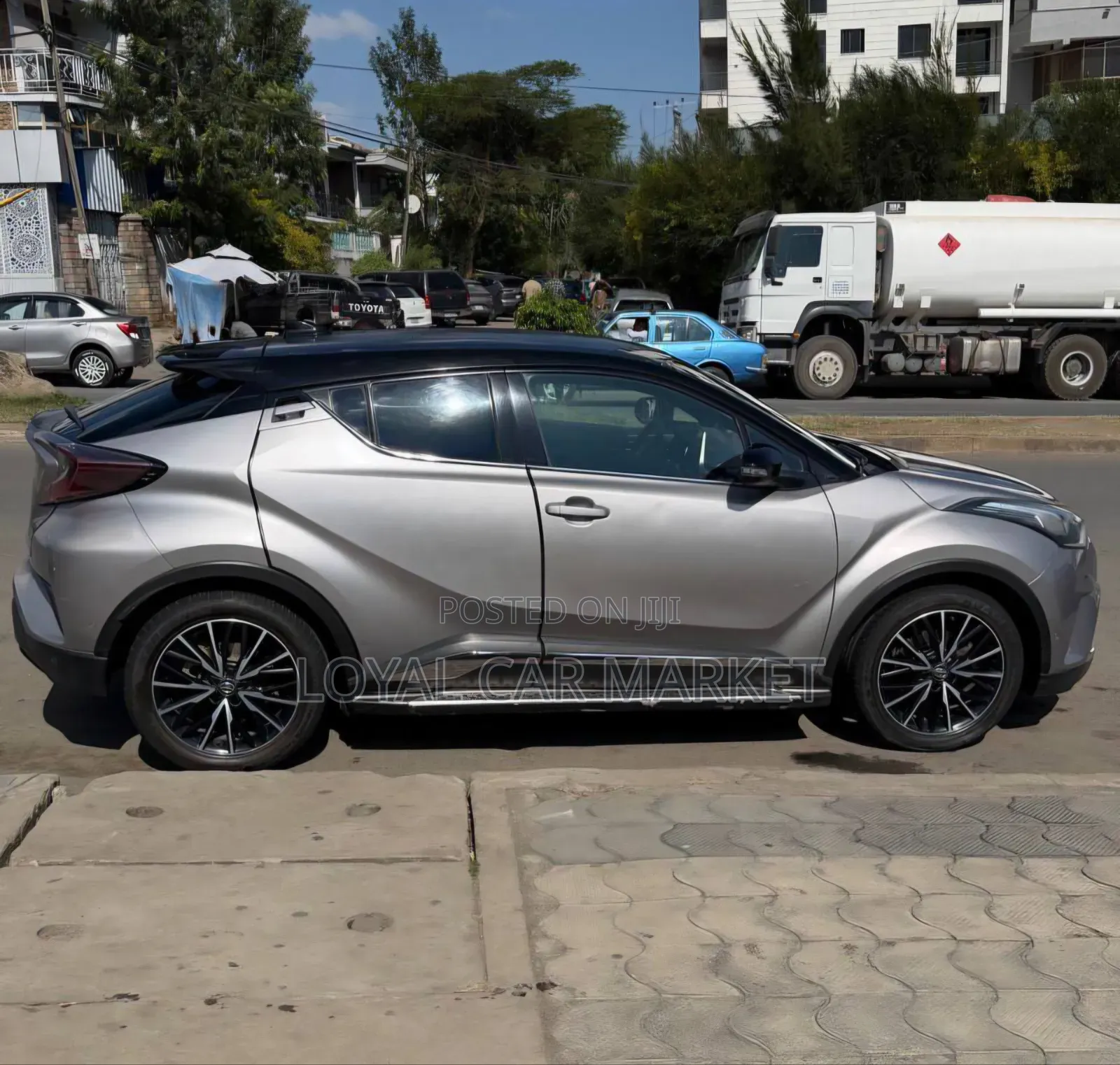 Toyota C-HR 2017 Silver