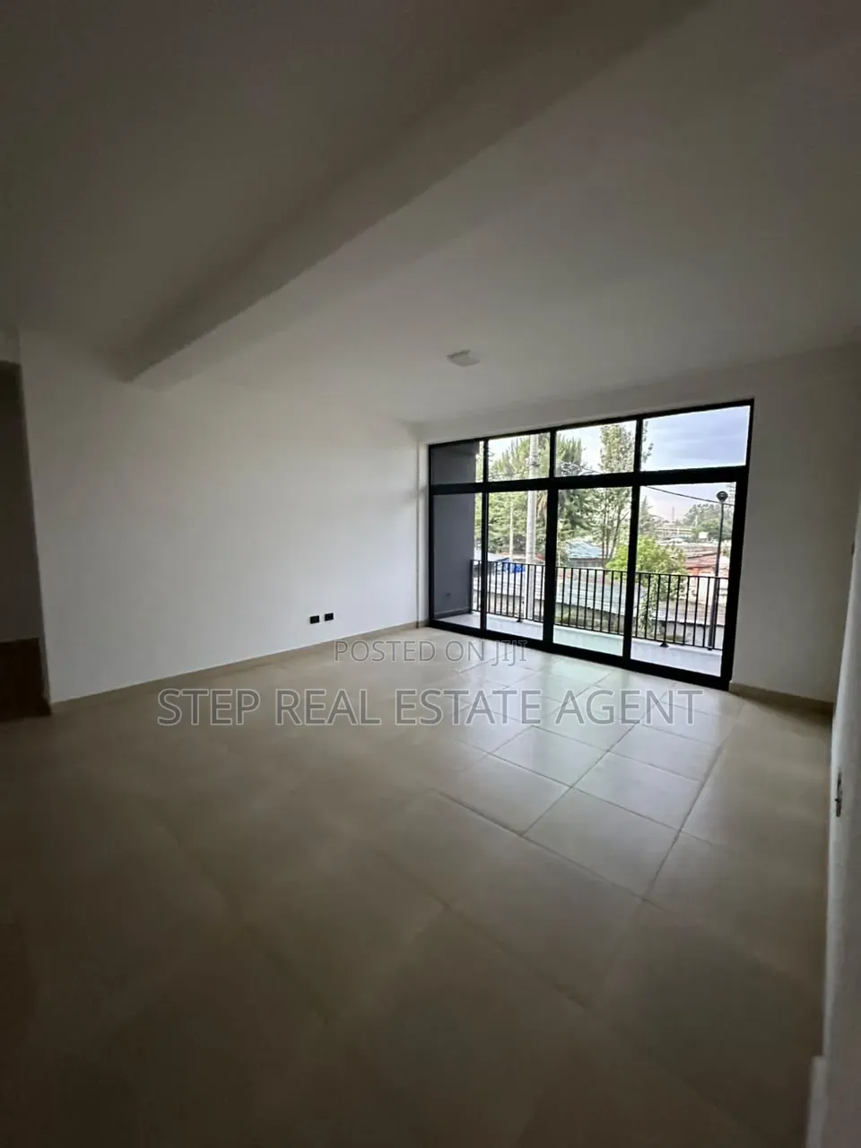3bdrm Apartment in Bole for rent