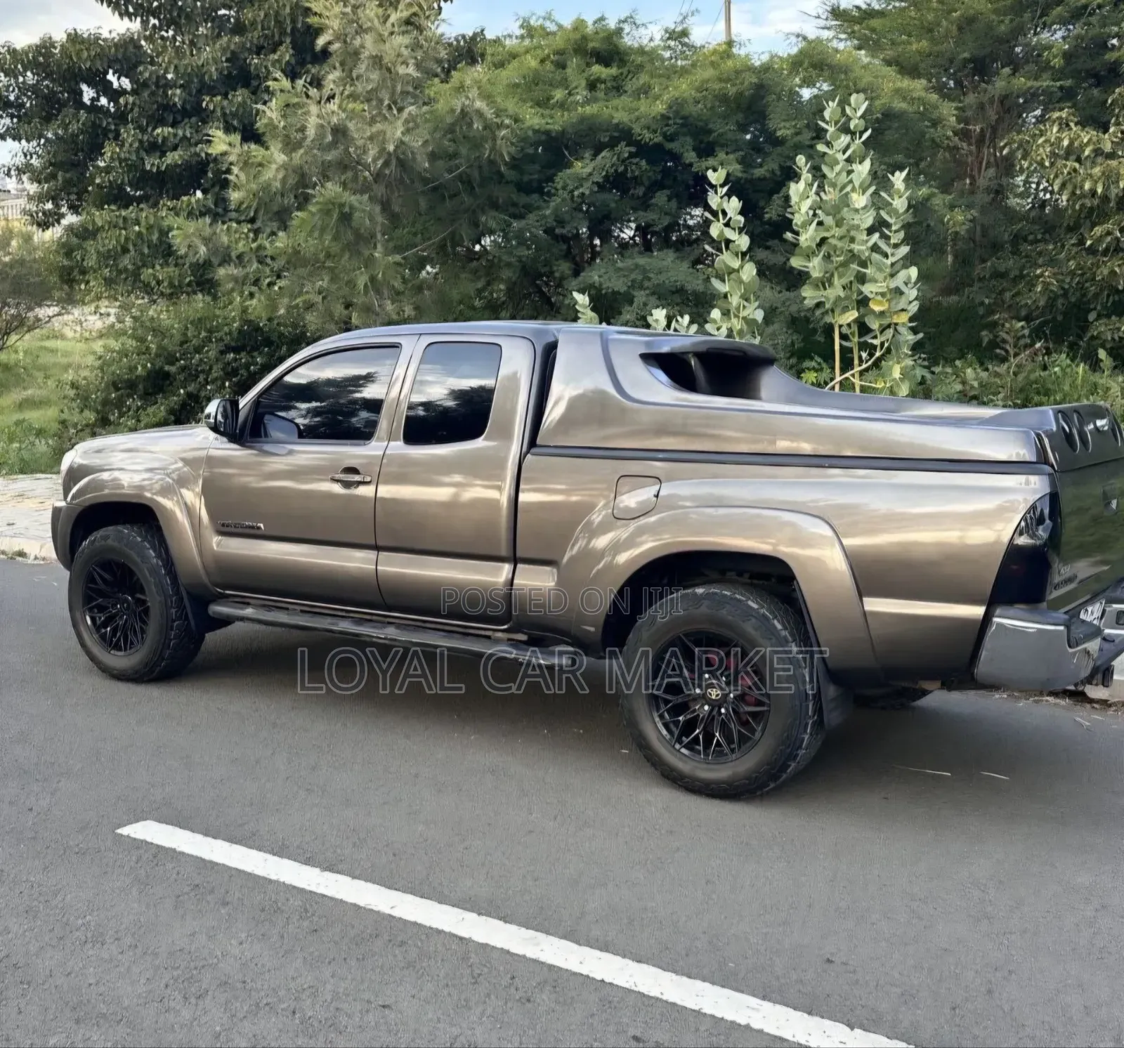 Toyota Tacoma 2012 Gray