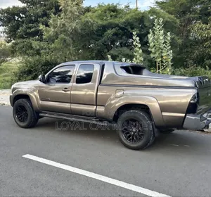 Toyota Tacoma 2012 Gray