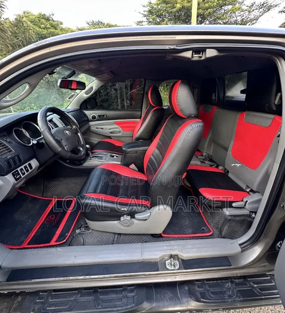 Toyota Tacoma 2012 Gray
