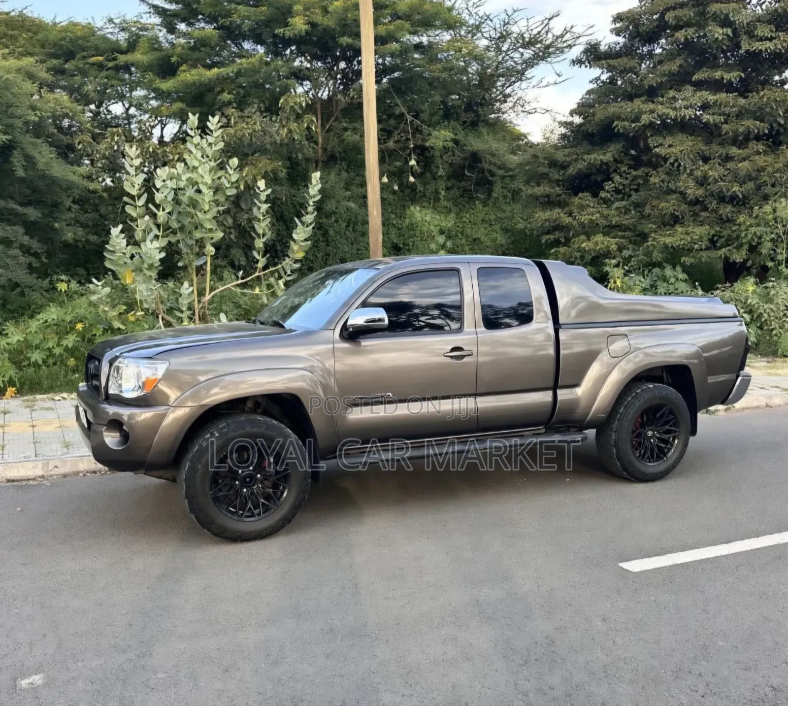 Toyota Tacoma 2012 Gray