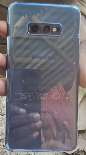 Samsung Galaxy S10e 128 GB Blue