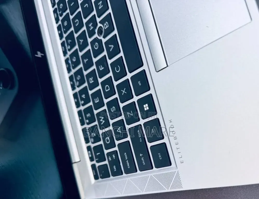 New Laptop HP EliteBook 840 G8 16GB Intel Core i7 SSD 512GB