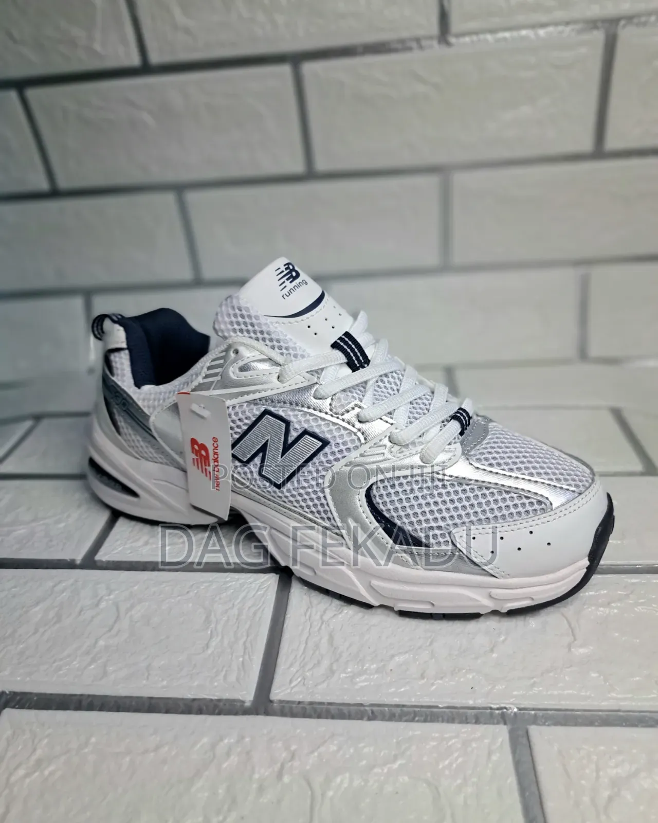 New Balance 530 