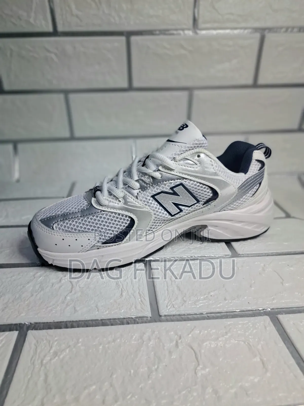 New Balance 530 