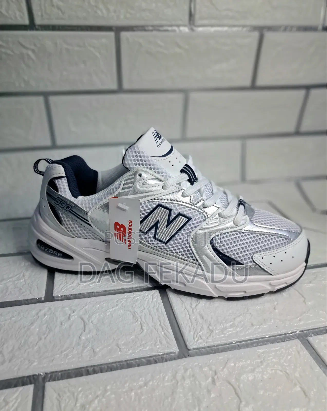 New Balance 530 