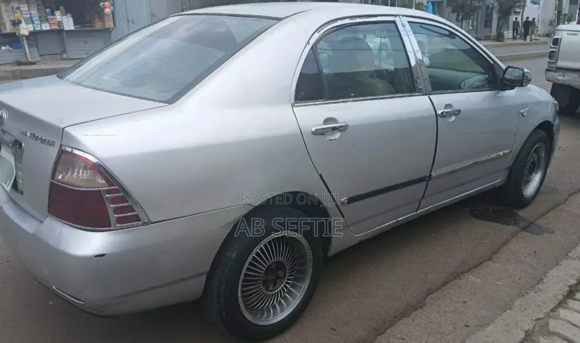 Toyota Corolla 2005 Silver