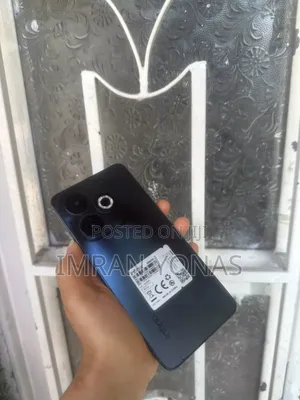 Infinix Smart 8 64 GB Black