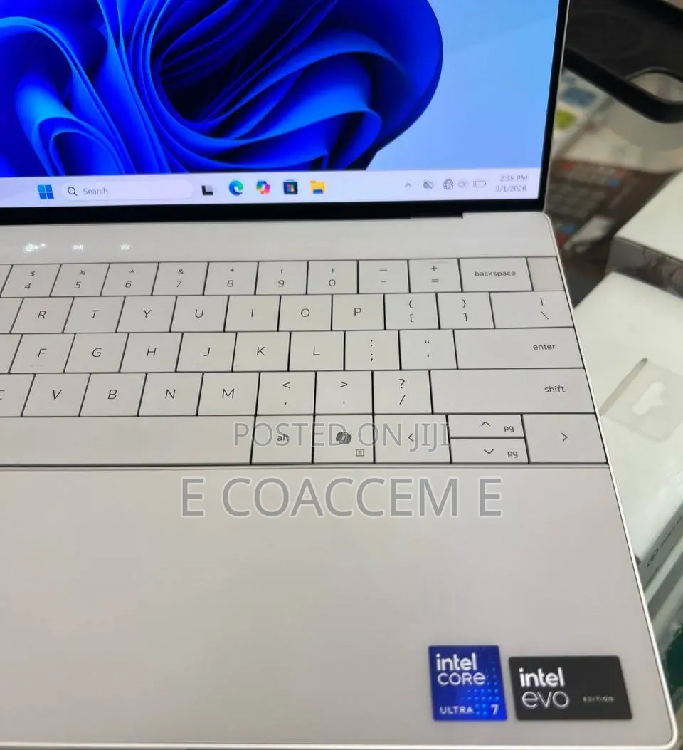 New Laptop Dell 16GB Intel Core Ultra 7 SSD 512GB