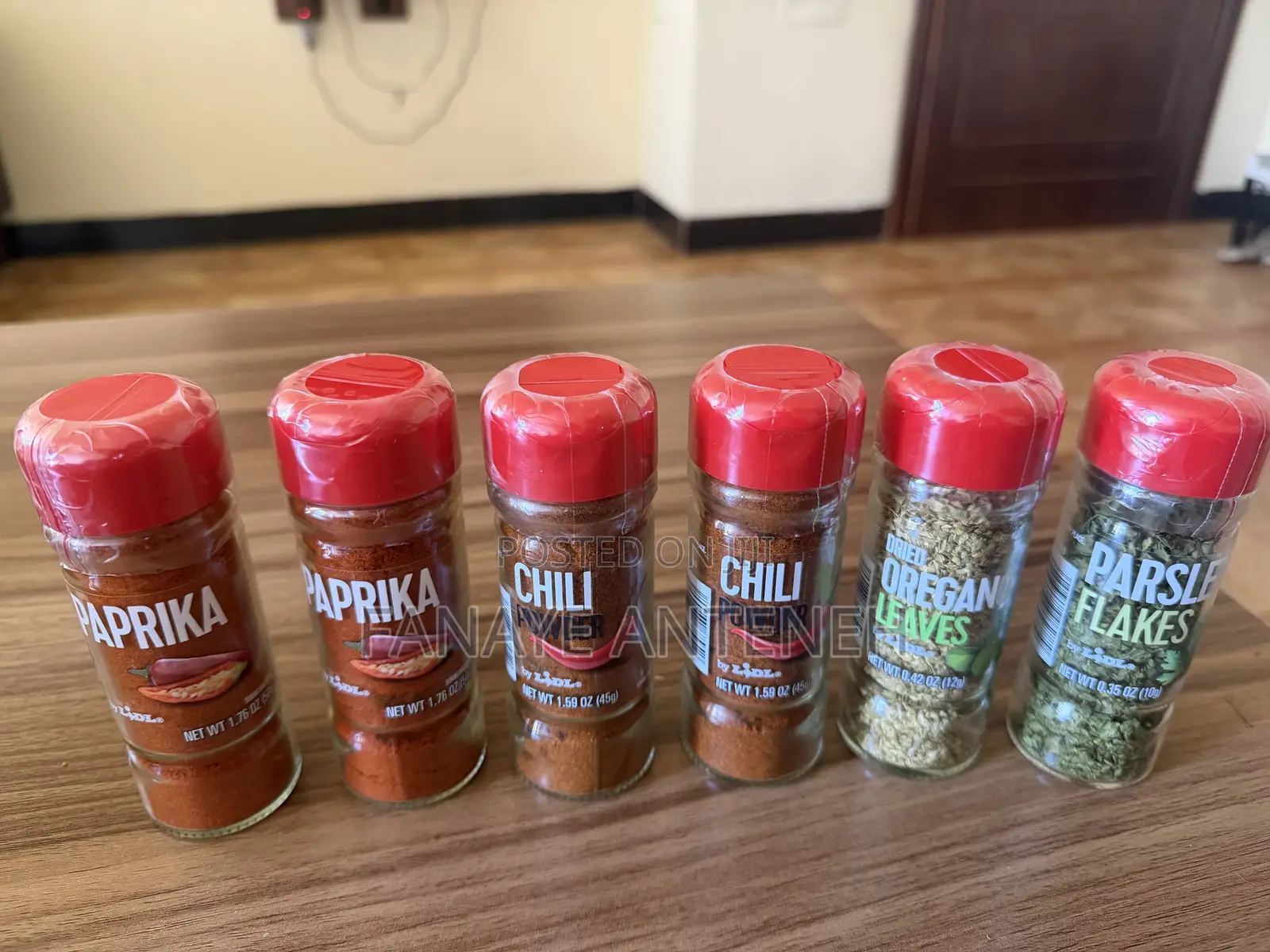 Seasonings (Paprika, Chili, Oregano, Parsley)