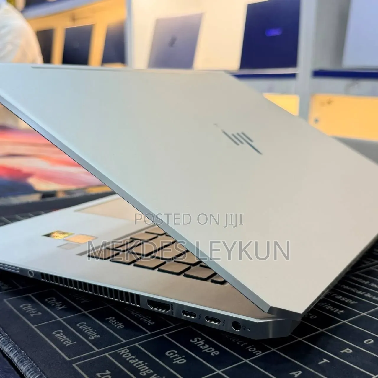 New Laptop HP EliteBook 1050 16GB Intel Core i7 SSD 512GB