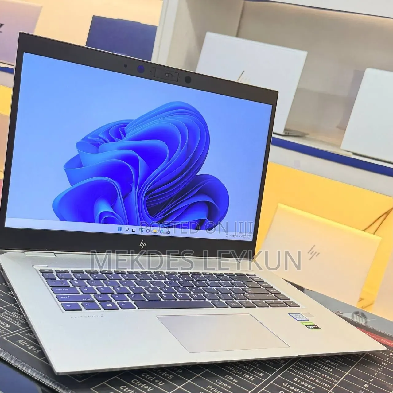 New Laptop HP EliteBook 1050 16GB Intel Core i7 SSD 512GB