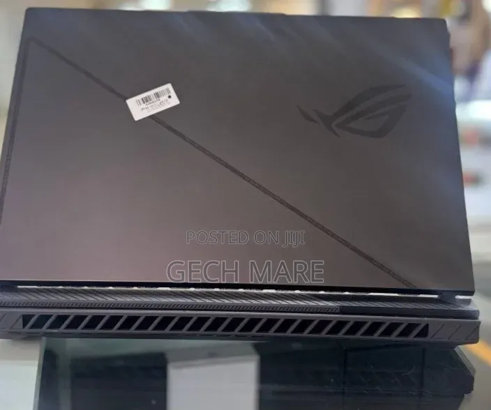 New Laptop Asus ROG Strix G15 16GB Intel Core i7 SSD 1T