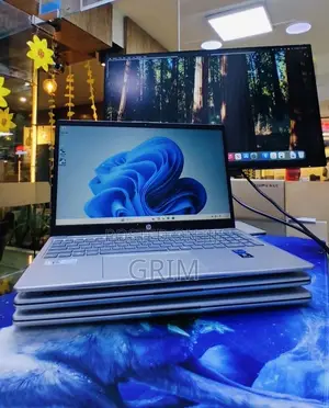 New Laptop HP Stream Notebook 16GB Intel Core i7 SSD 1T