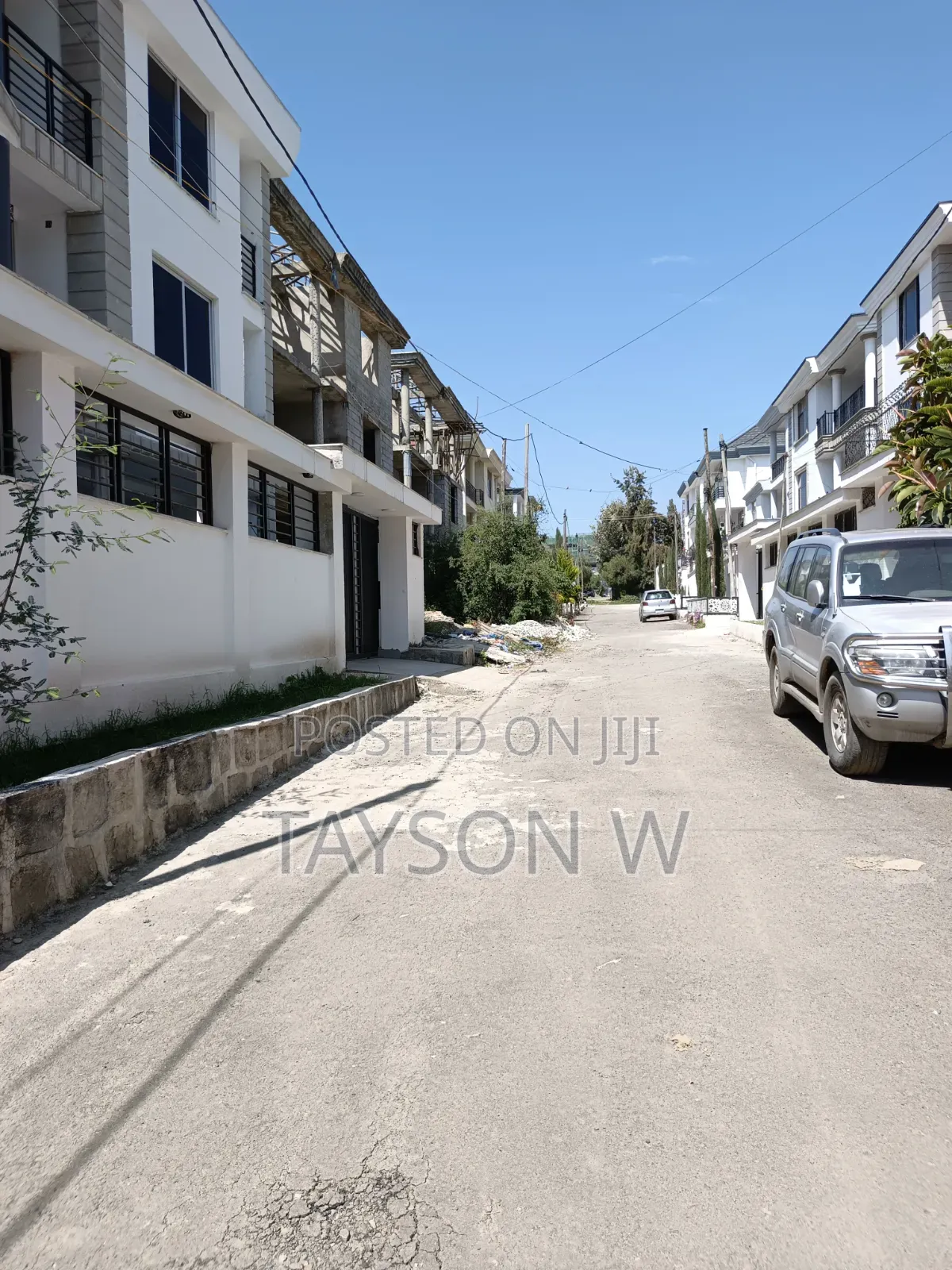 6bdrm House in Addis Ababa Ayat, Bole for sale
