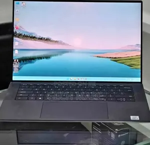 New Laptop Dell XPS 15 16GB Intel Core i7 SSD 512GB
