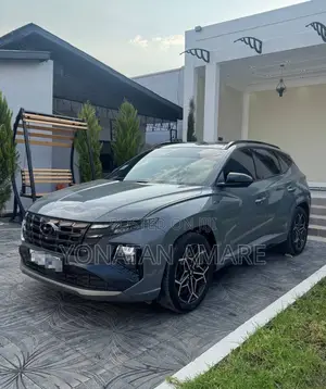 Hyundai Tucson 2022 Gray