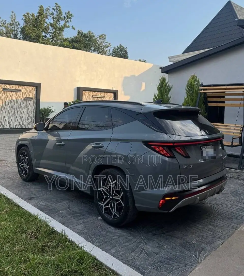 Hyundai Tucson 2022 Gray