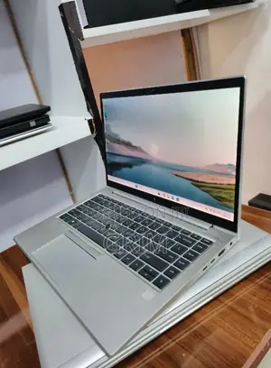 New Laptop HP EliteBook 845 G8 16GB Intel Core i7 SSD 512GB