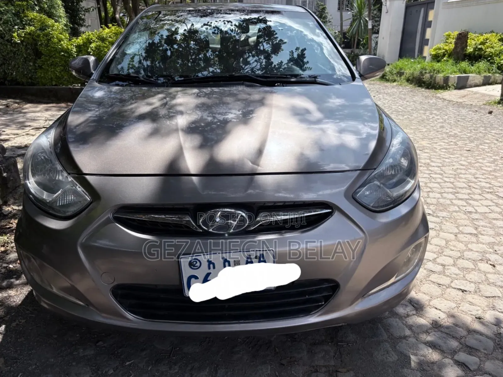 Hyundai Accent 2012 Silver