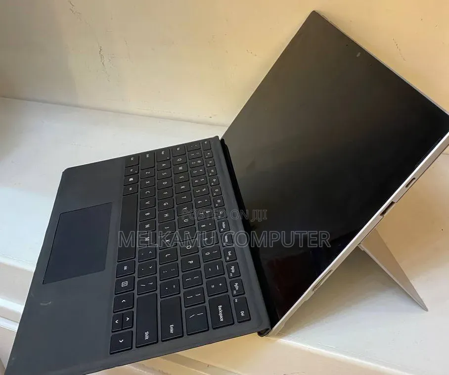 New Laptop Microsoft Surface Pro 7 16GB Intel Core i7 SSD 512GB