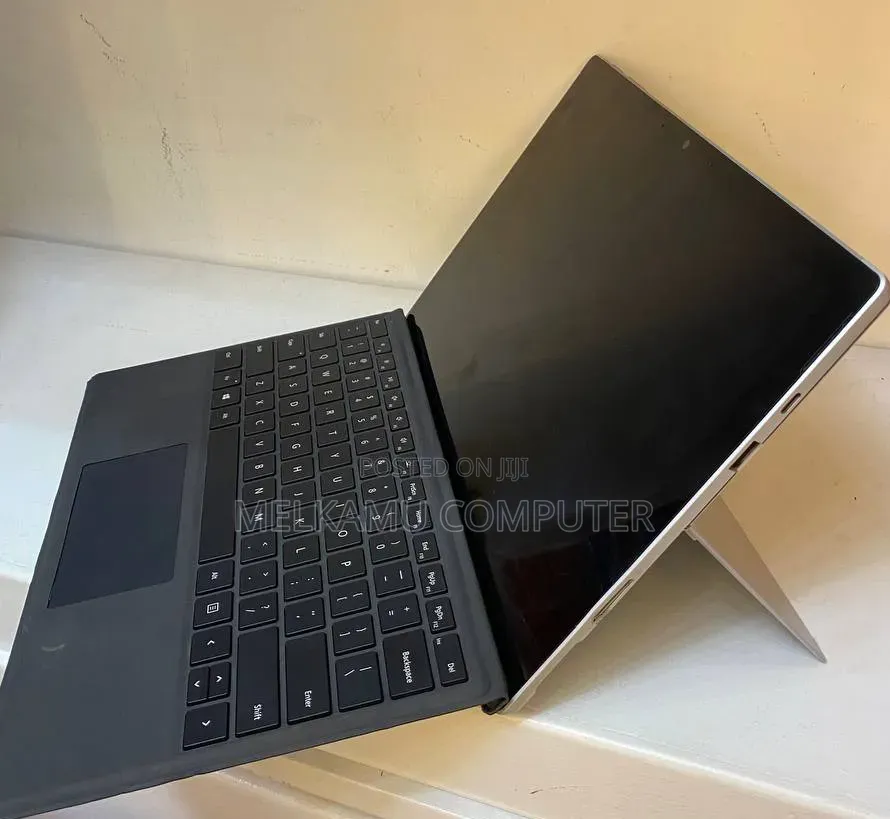 New Laptop Microsoft Surface Pro 7 16GB Intel Core i7 SSD 512GB