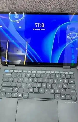 New Laptop HP OmniBook 5 Flip 16GB Intel Core Ultra 7 SSD 1T