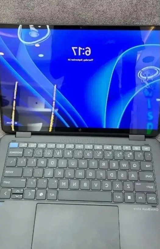 New Laptop HP OmniBook 5 Flip 16GB Intel Core Ultra 7 SSD 1T
