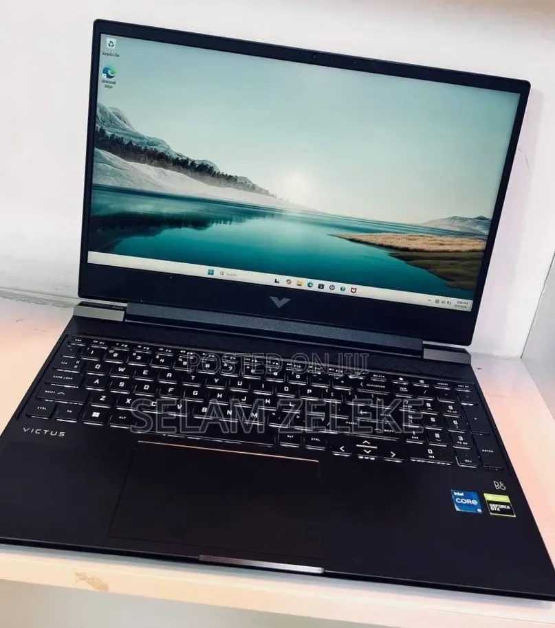 New Laptop HP 16GB Intel Core i5 SSD 512GB