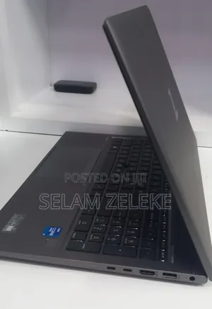 New Laptop HP 16GB Intel Core i7 SSD 512GB