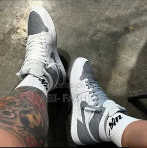 Nike Air Jordan 1 High Stealth “Men’s Sneakers