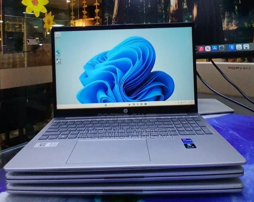 New Laptop HP Stream Notebook 16GB Intel Core i7 SSD 1T