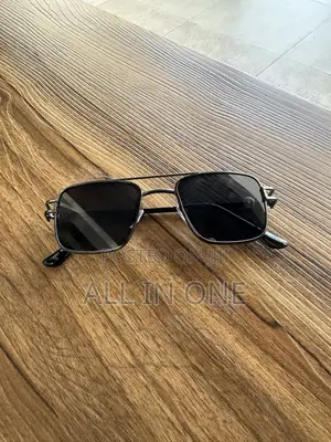 Men’s Classic Rectangular Sunglasses