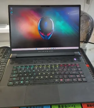 New Laptop Alienware X16 r1 16GB AMD Ryzen 9 SSD 1T