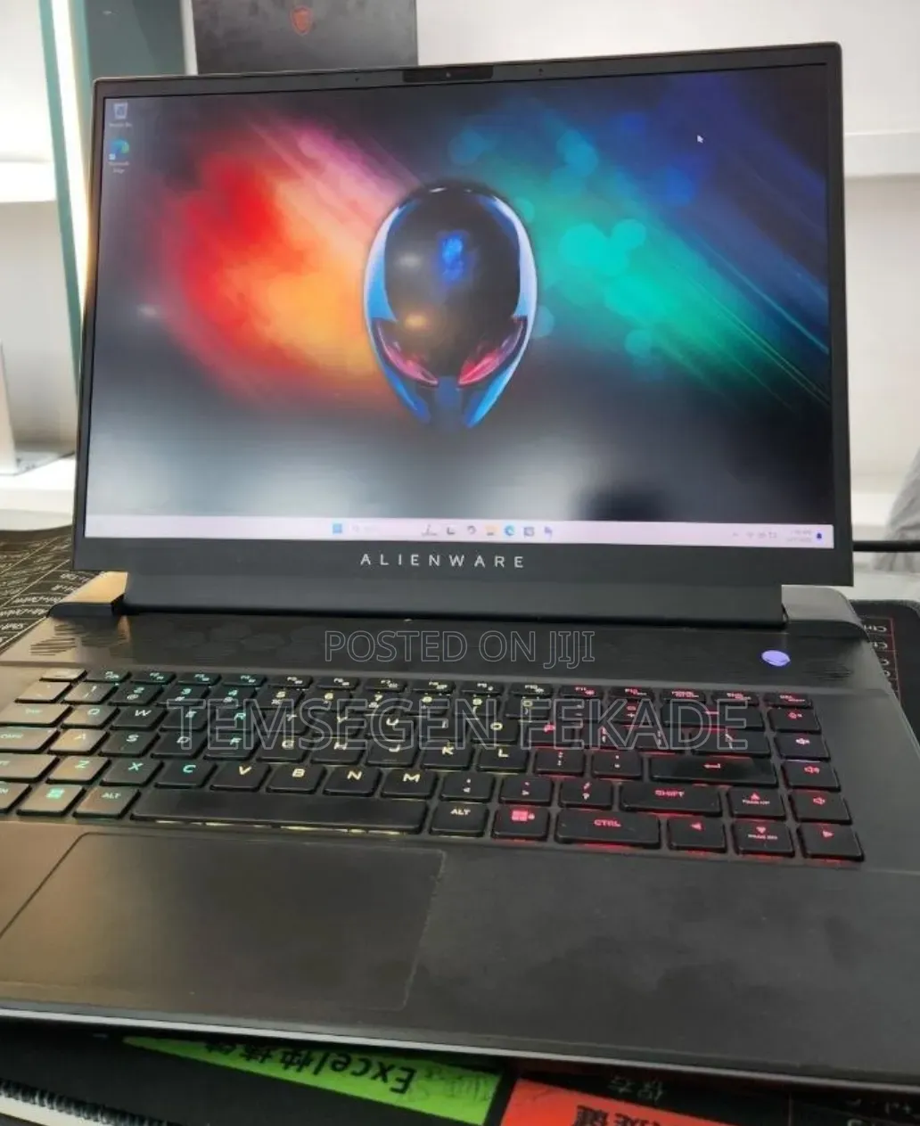 New Laptop Alienware X16 r1 16GB AMD Ryzen 9 SSD 1T