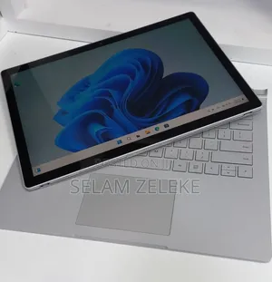 New Laptop Microsoft Surface Book 2 16GB Intel Core i7 SSD 512GB