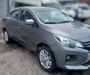 Mitsubishi Attrage 2021 Gray