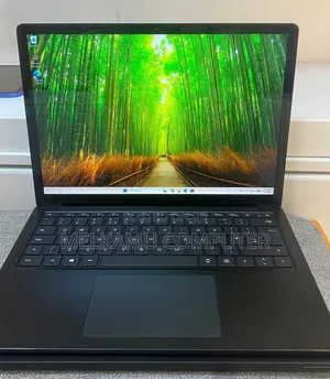 New Laptop Microsoft Surface 16GB Intel Core i7 SSD 512GB