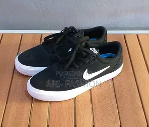 Nike SB Chron “Charge Suede” Low Unisex Shoes