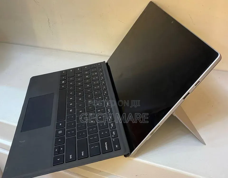New Laptop Microsoft Surface Pro 7 16GB Intel Core i7 SSD 512GB