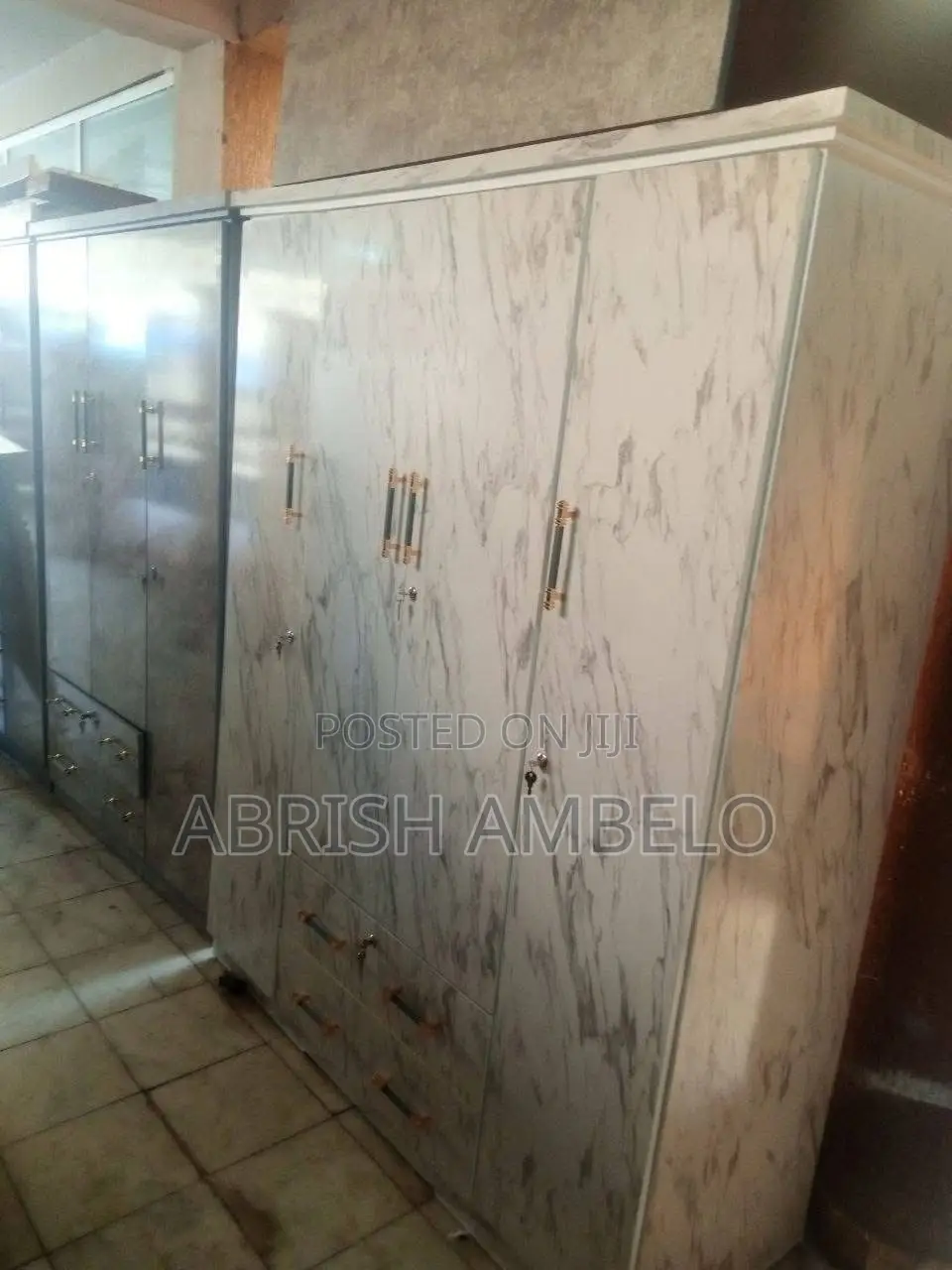 Cupboard New Laminate 22000