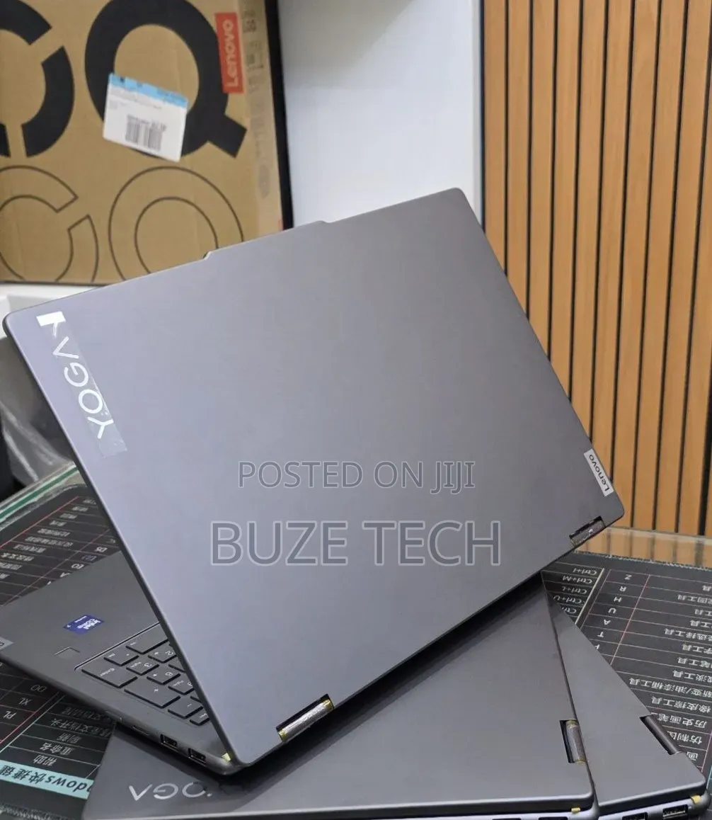 New Laptop Lenovo 16GB Intel Core Ultra 7 SSD 512GB