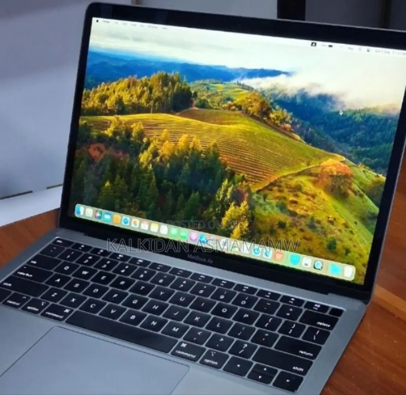 New Laptop Apple MacBook Air 2019 8GB Intel Core i5 SSD 128GB
