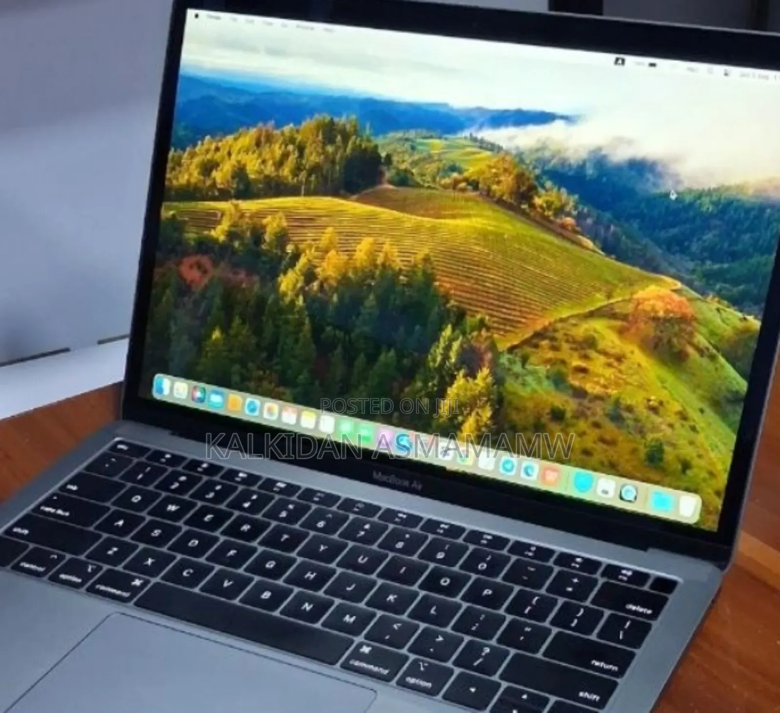 New Laptop Apple MacBook Air 2019 8GB Intel Core i5 SSD 128GB