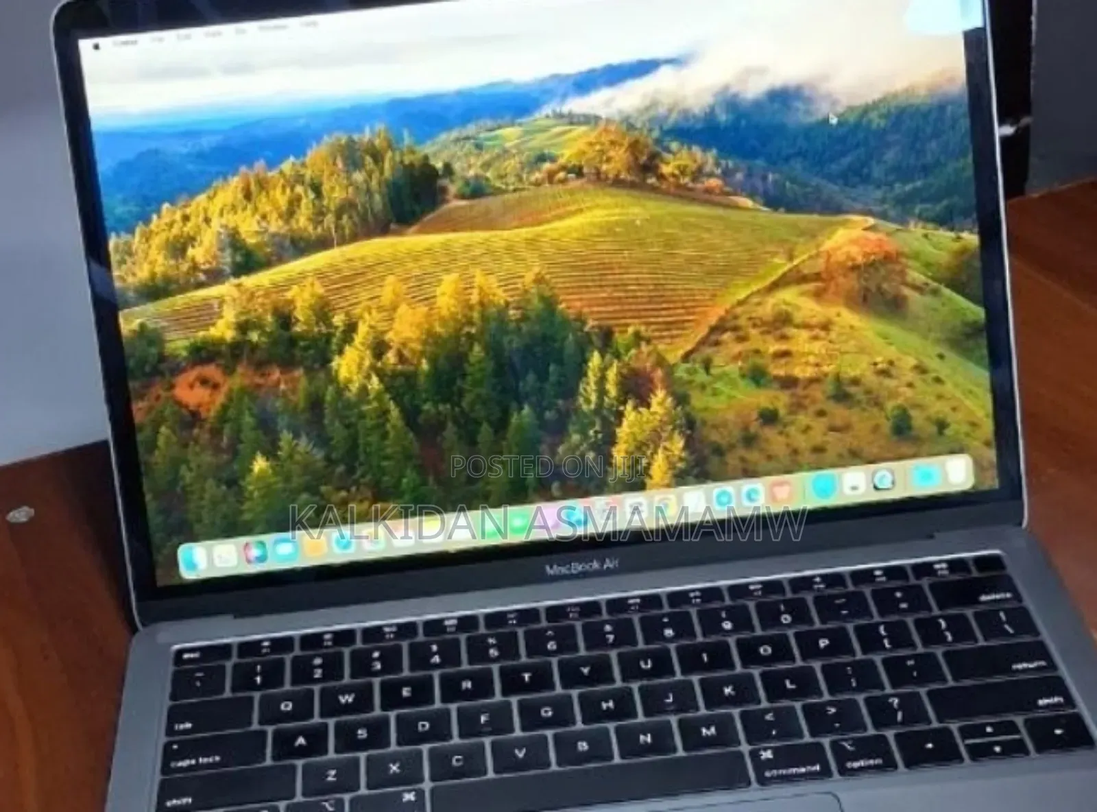 New Laptop Apple MacBook Air 2019 8GB Intel Core i5 SSD 128GB