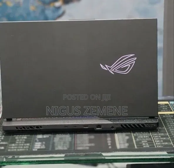 New Laptop Asus G71G 16GB AMD Ryzen 7 SSD 1T