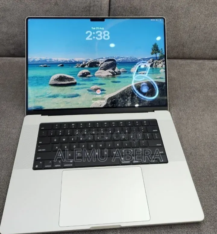 New Laptop Apple MacBook Pro 2021 M1 16GB Apple M1 Pro SSD 1T