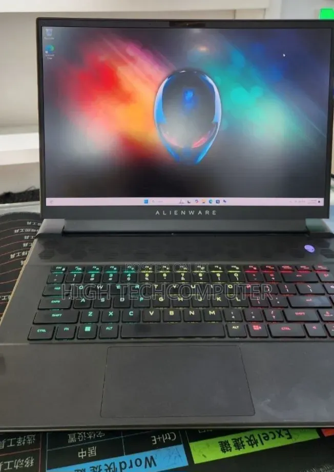 New Laptop Alienware M16 R1 16GB AMD Ryzen 9 SSD 1T